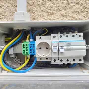 Új elektromos hálózat szabványos rákötése az új mérőhelyre