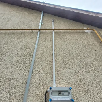 Új elektromos hálózat szabványos rákötése az új mérőhelyre