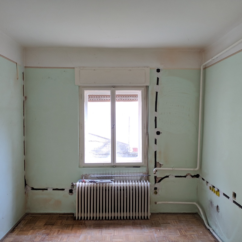 falba mart védőcsőben vezetett elektromos hálózat